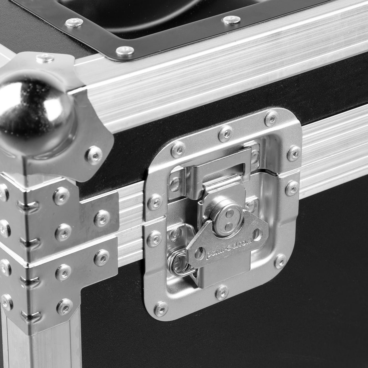 Beamz Pro FCC12 Flightcase for 8x BBP48 with Charging | HHA1362