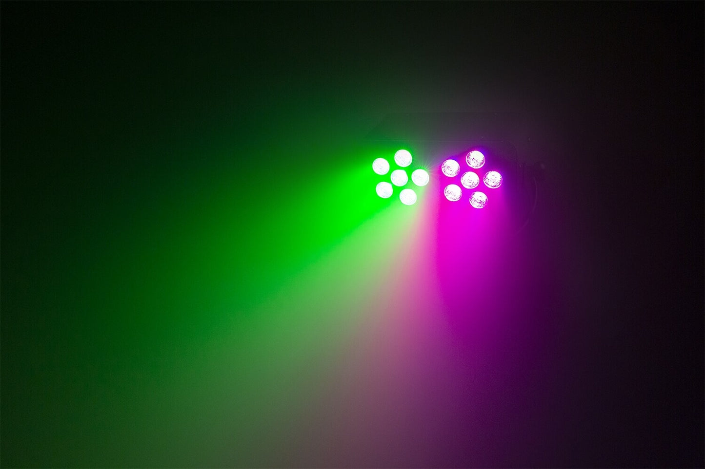 Beamz DJ BANK 124 12x4W RGBW LED Fixture with DMX and IRC - Image showing lighting effect