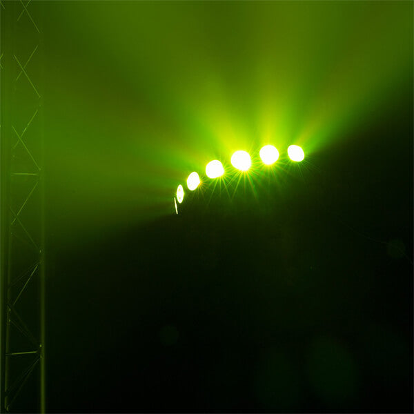BEAMZ FINGERS7 PARTY EFFECT 7x8W 4-in-1 LED RGBW Lighting Fixture showcasing vibrant lighting effects.