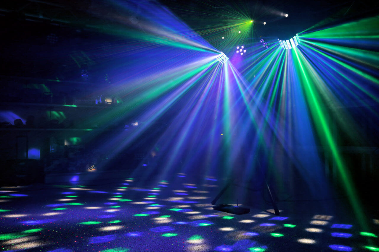 Beamz LED SHOWBAR with 2 PARs, Butterflies, Laser, Strobe, DMX and IRC lighting effects