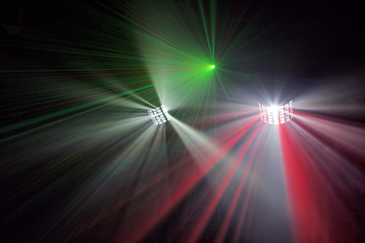 Beamz LED SHOWBAR with 2 PARs, 2 Butterflies, RG Laser, White Strobe, DMX and IRC lighting effects