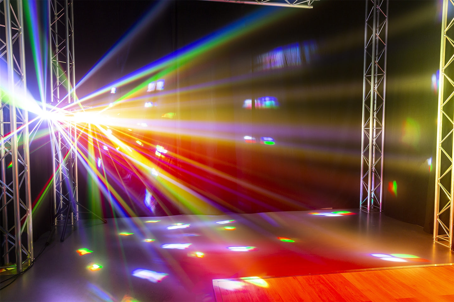 Beamz SB02 ShowBar Battery - 2x Derby and 2x PAR Lighting System