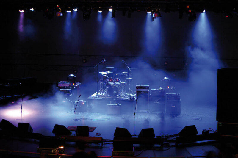 Beamz F1500 Fazer with DMX and Timer Controller - Image showing lighting effect