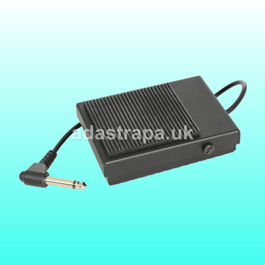 CHORD Non-Latching Pedal Switch FS-3N, a heavy-duty footswitch with a 1.5m lead, designed for reliable performance.