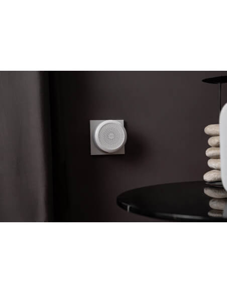 Image of the Aqara Smart Home Starter Kit - Lite, showcasing the components of the smart home system.