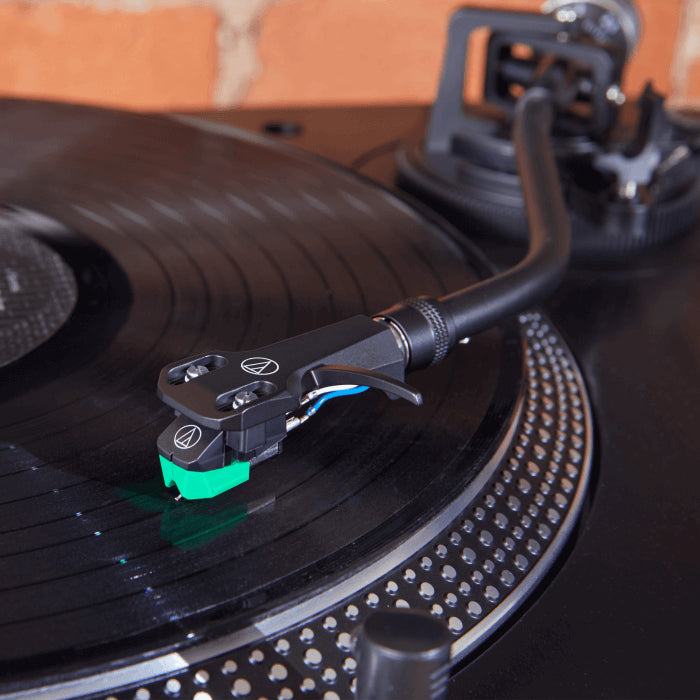 Audio-Technica AT-LP120XUSBSV Professional Direct-Drive Turntable with USB Output in silver color.