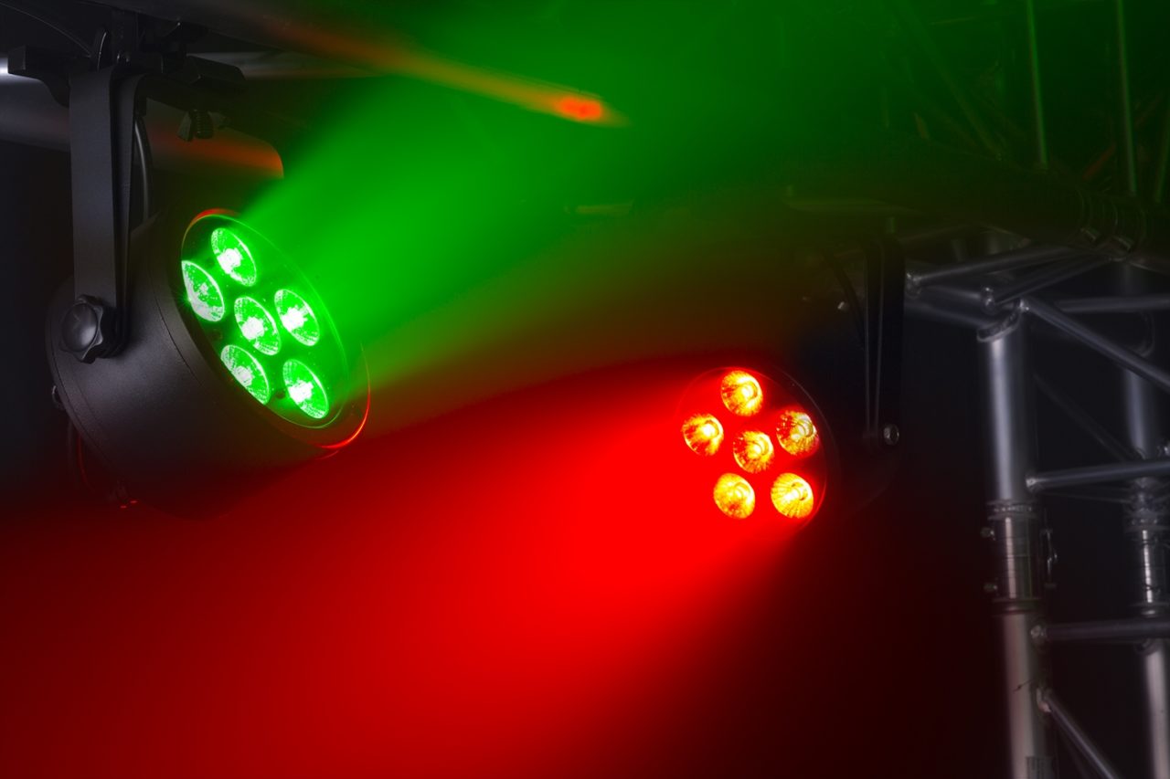 Effects view of the BAC300 Aluminium LED Par with 6x 8W RGBW LEDs and durable aluminum housing by beamZ Pro 1.