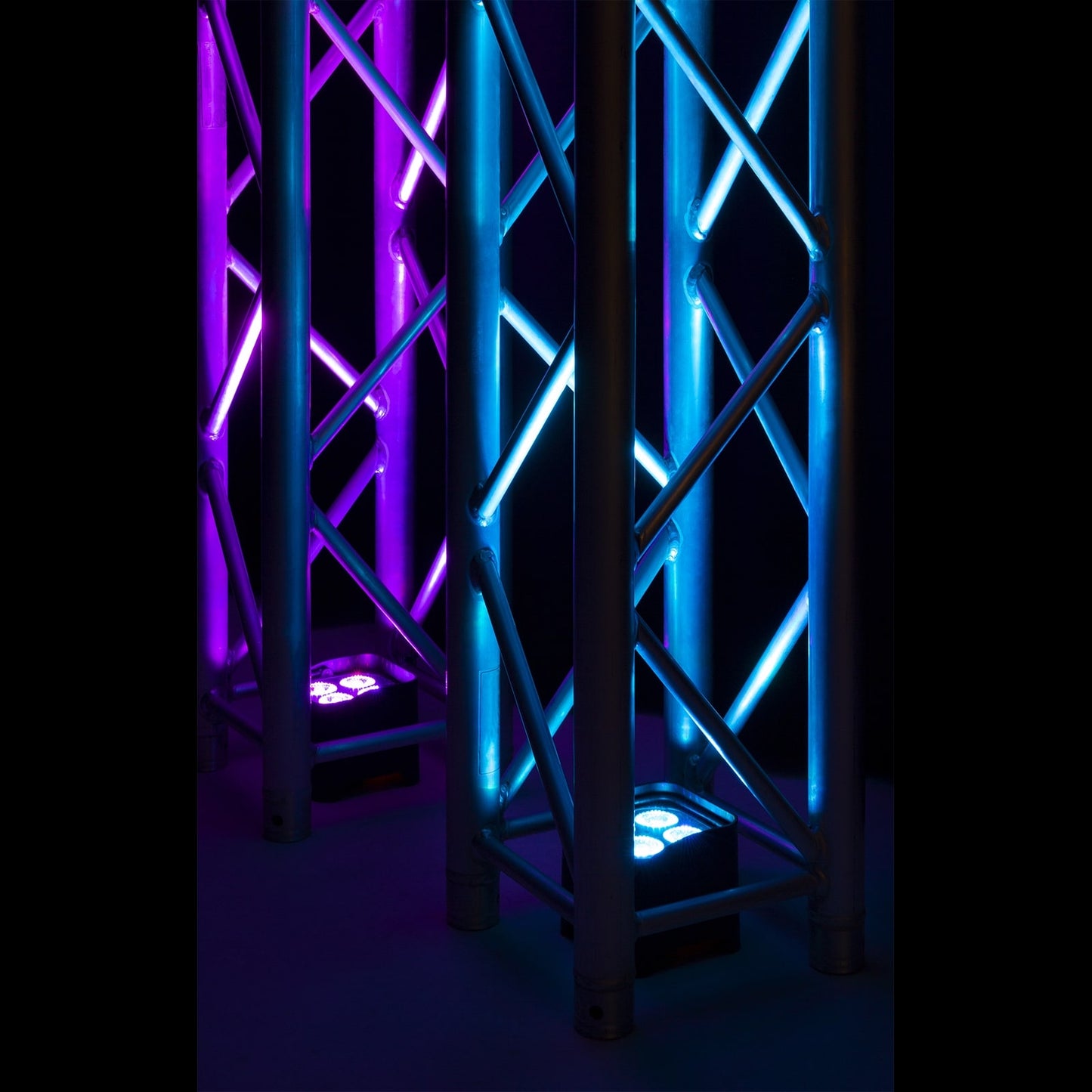 Effects view of the BBP94W Battery Uplight Par with 4x 12W RGBAW-UV LEDs and Wireless DMX 2.