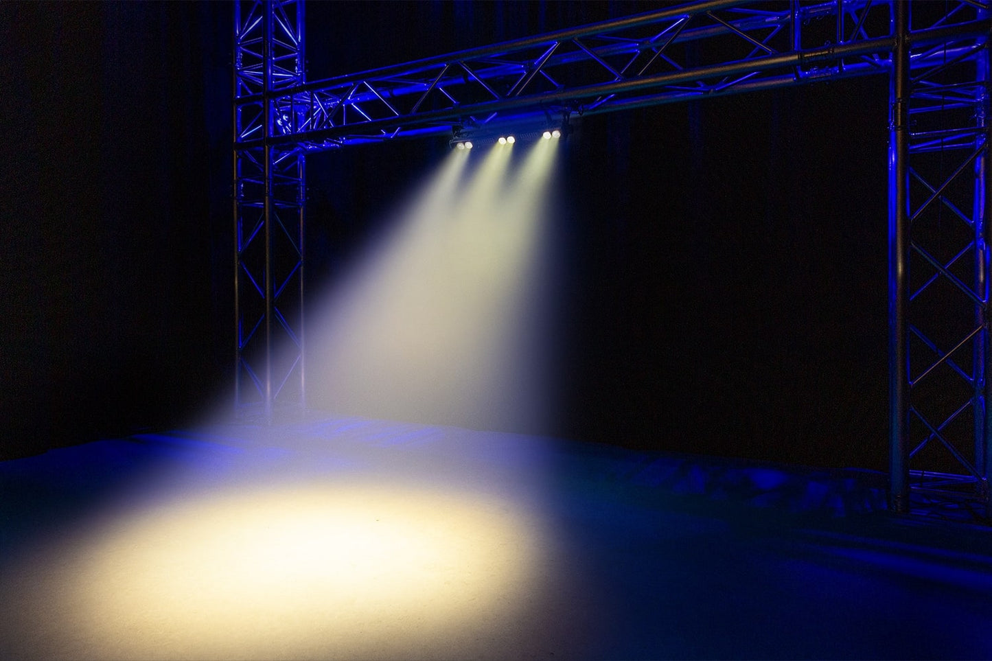 Effects view of the BeamZ LSB340 Multi Effect LED Bar showcasing vibrant RGB colors and warm white LEDs with various lighting effects 3.