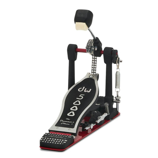 DW 5000 Accelerator Single Bass Drum Pedal displayed on a white background.