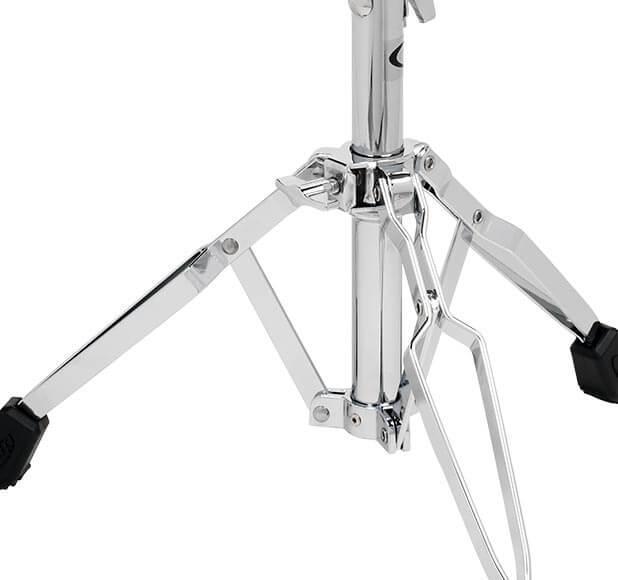 PDP 800 Series Drum Throne featuring a round seat top, designed for comfort and stability during drumming.