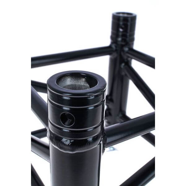 EVERDECK E34-29 QUAD 290 durable aluminum truss system for event staging.