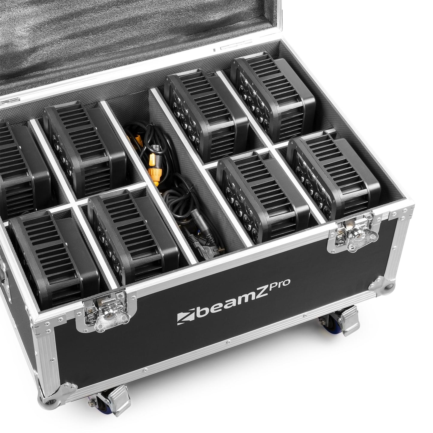 Close-up top view of the open packed FL128 Flightcase for 8pcs Starcolor128 Wash Lights by beamZ.