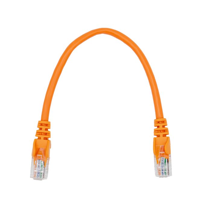 Linkbasic 22cm UTP Cat5e Flylead in orange color, used for network connections.