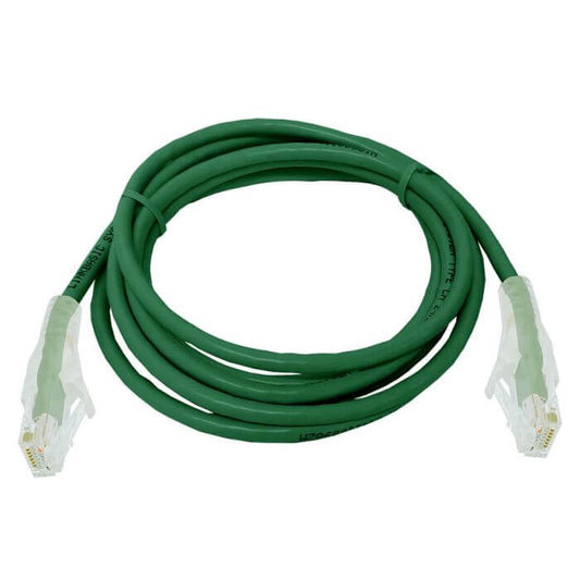 Linkbasic Cat6 UTP Flylead 2m in green color, suitable for networking connections.