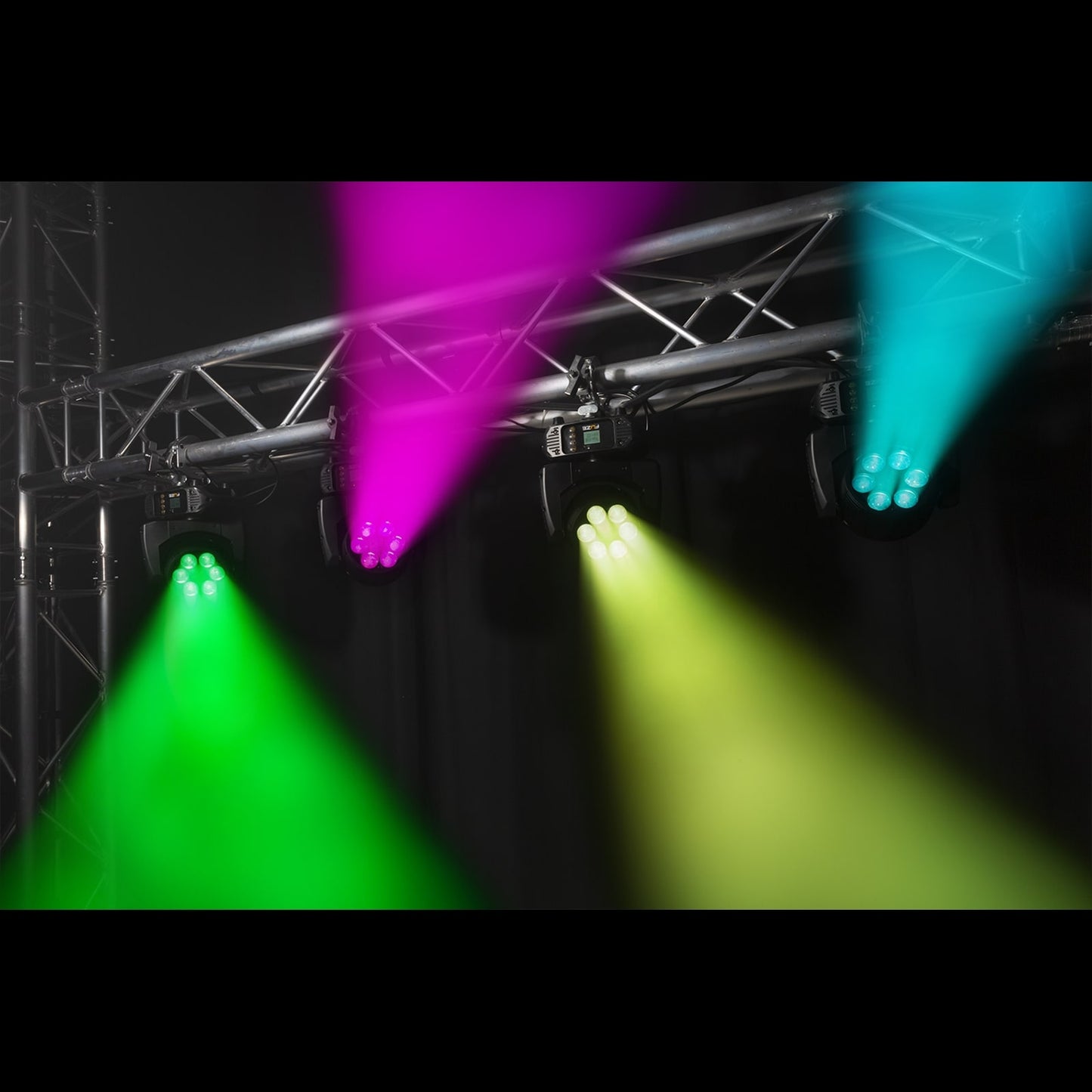 Effect view of the Fuze610Z LED Wash Moving Head with Zoom - 6x 10W RGBW LEDs, motorized zoom, DMX control, compact design 3.
