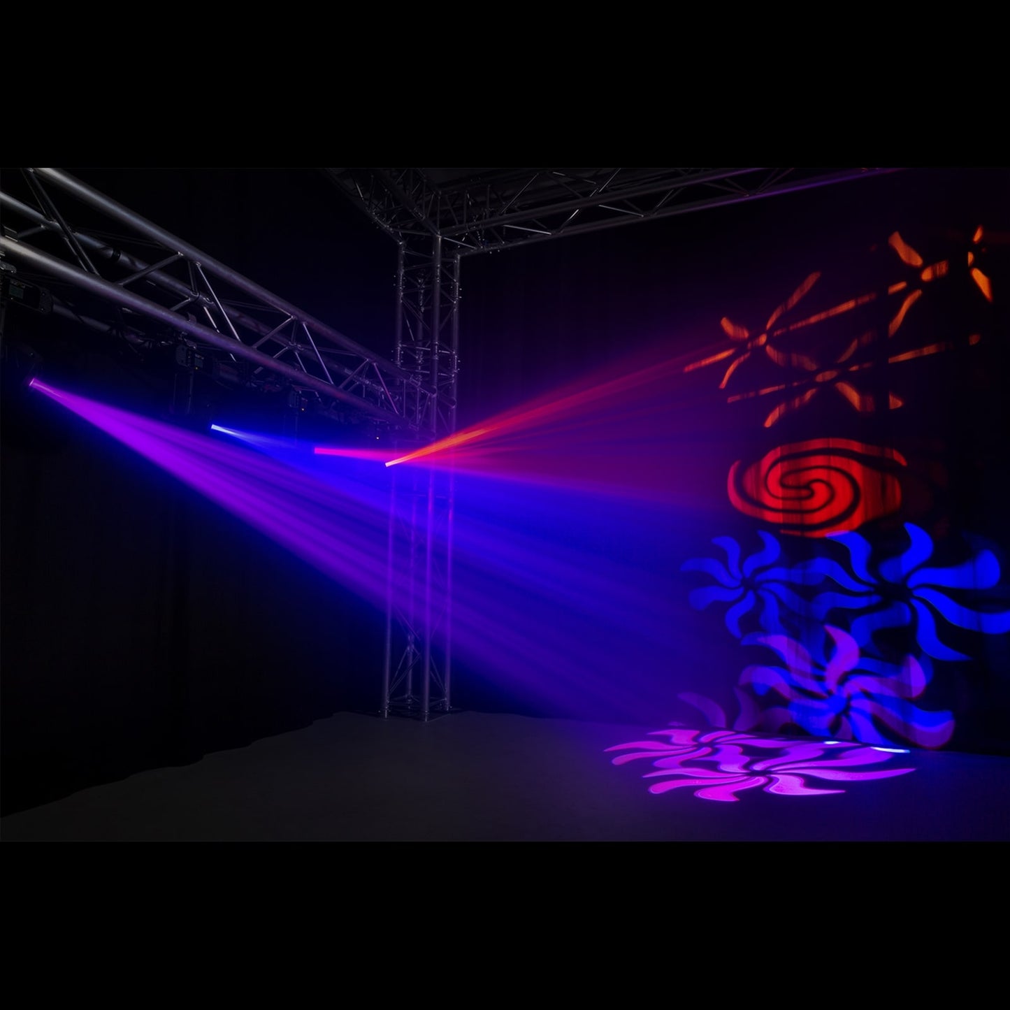 Effects image of the Fuze75S LED Spot Moving Head featuring a 75W white LED with interchangeable gobos and multiple DMX channels 5.