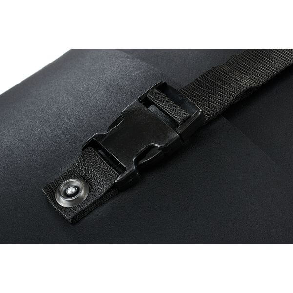 Hardcase 18-inch bass drum case, designed for protection and portability.