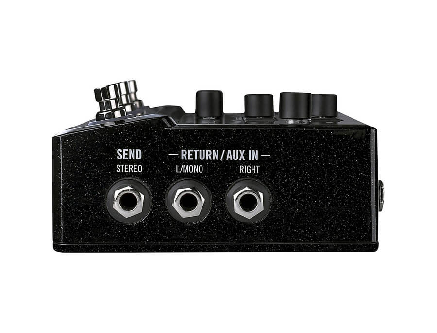 Image of the LINE 6 HX Stomp, a compact guitar multi-effects floor processor featuring over 300 effects.