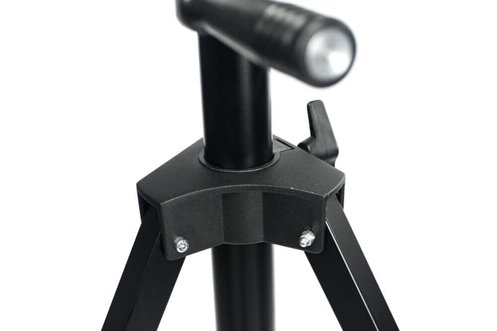 ATHLETIC Heavy Duty Winch Lighting Stand with a 60KG load capacity, showcasing its robust design and functionality.