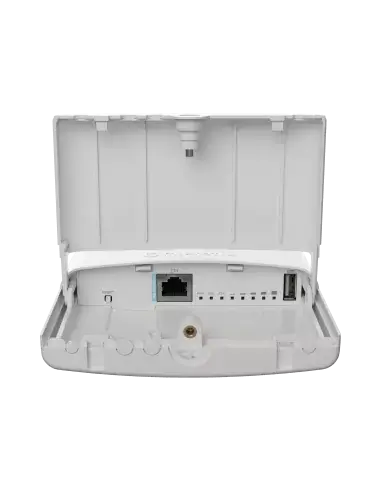 MikroTik NetBox 5, a 5GHz ac radio with 2 RP-SMA female connectors.