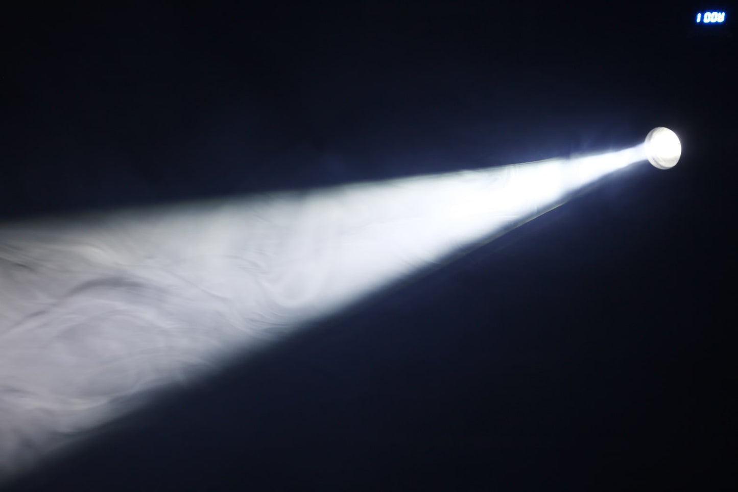 Effects view of the Panther 25 LED Spot Moving Head with 12W white CREE LED 1.