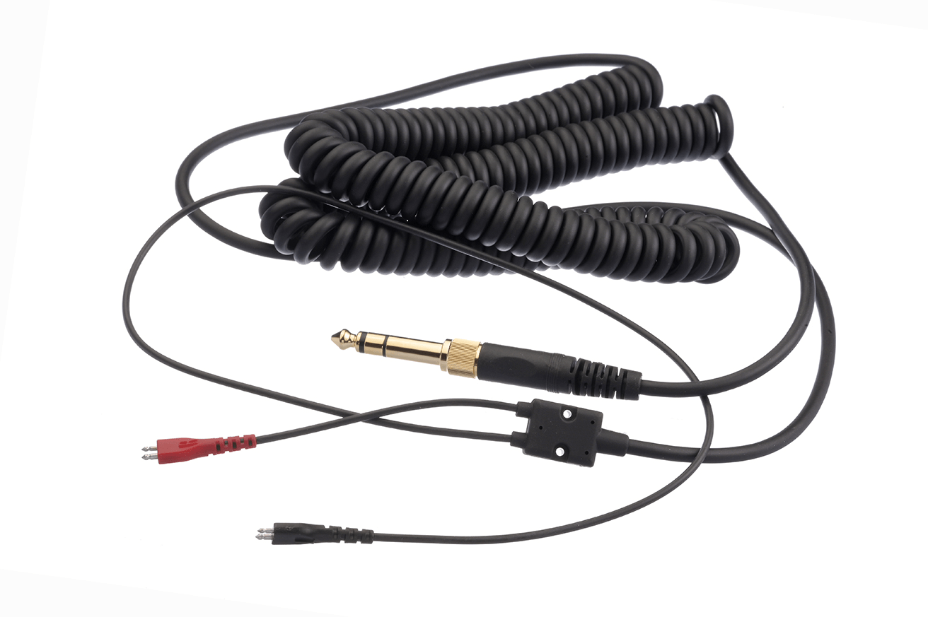 Sennheiser coiled cable with line plug and adapter designed for HD 25 series headphones, measuring 3 meters in length.