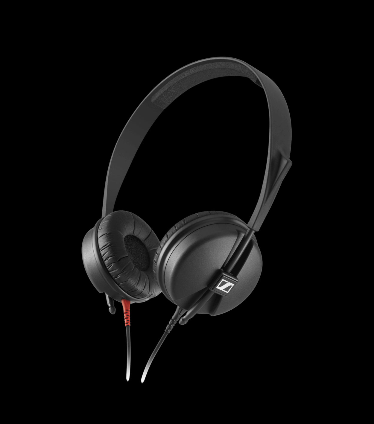 Sennheiser HD 25 LIGHT Headphones with a 1.5m cable and 3.5/6.3mm adapter jack, featuring a 70-ohm impedance.