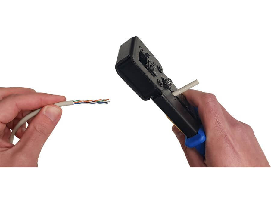 Scoop EZ Crimp Tool for RJ45 connectors, designed for easy and efficient crimping.