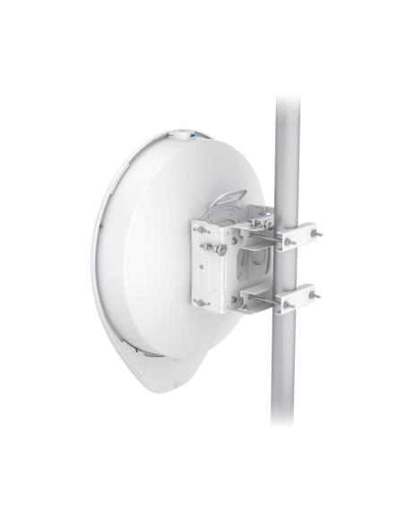 Ubiquiti airFiber 60 XG multi-gigabit 60 GHz bridge with SFP support and 5 GHz backup radio.