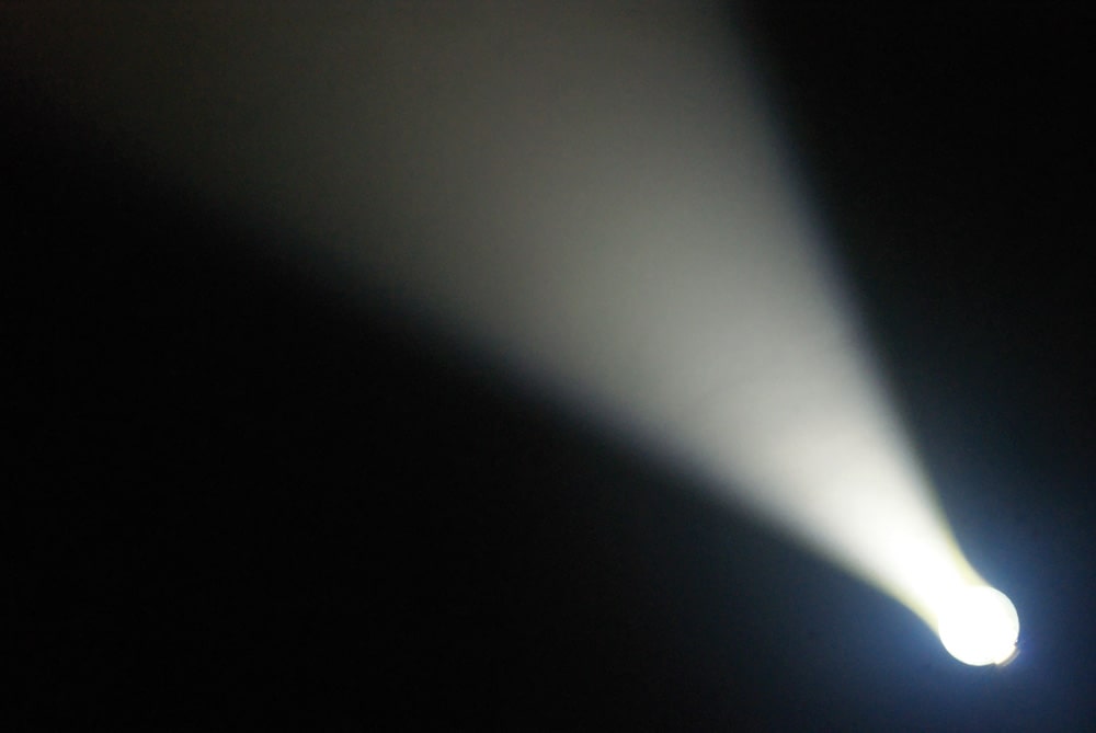 Effects view of the beamZ PS6WB Pin Spot with 6W white LED and 10° beam angle 1.