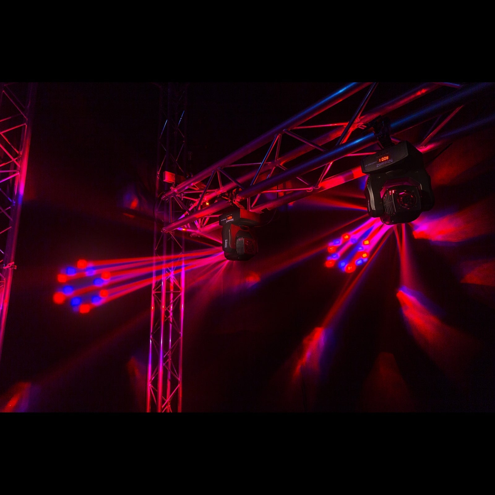 Effects view of the beamZ Panther 80 LED Bee Eye Moving Head with RGBW LEDs 3.