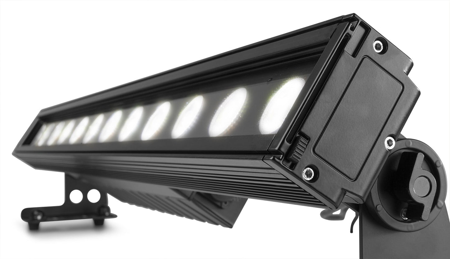 Front angled view of the beamZ Pro LCB1215IP LED Bar IP65 12x 15W 6-in-1 LEDs for professional and versatile outdoor lighting applications 7.