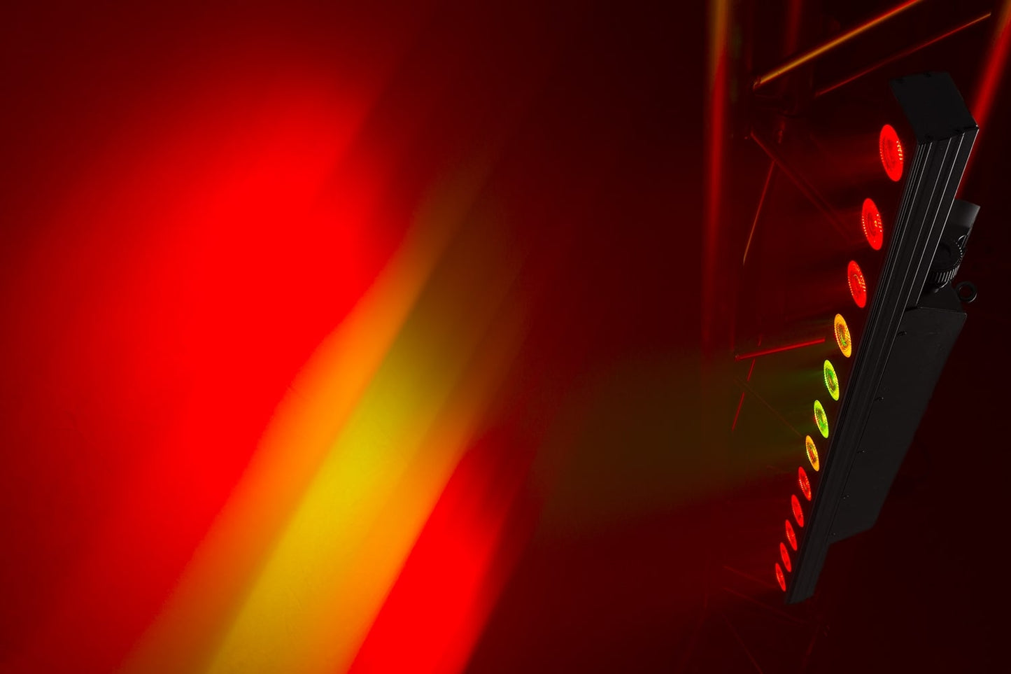 Effects view of the beamZ Pro LCB145 LED Bar Pixel Control with RGBW color mixing 1.