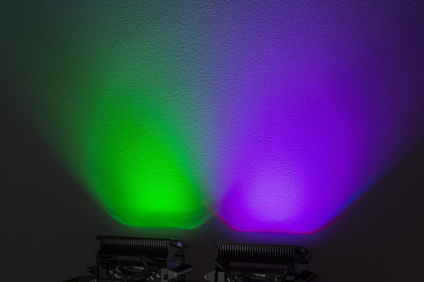 Effects view of the beamZ Pro StarColor360 Wash Light with 24x 15W RGBWA LEDs for Outdoor Use 1.