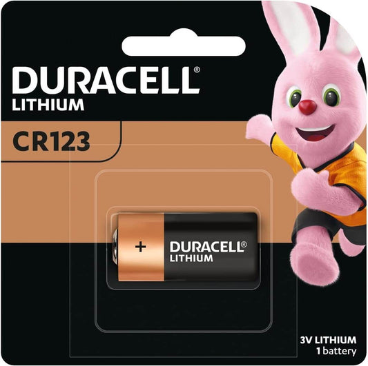 Duracell HPL 123 Battery in a single pack, showcasing the packaging and product design.
