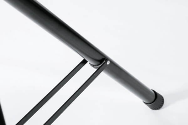 König & Meyer 214/6 Professional Speaker Stand in black, featuring adjustable height and durable aluminum construction.