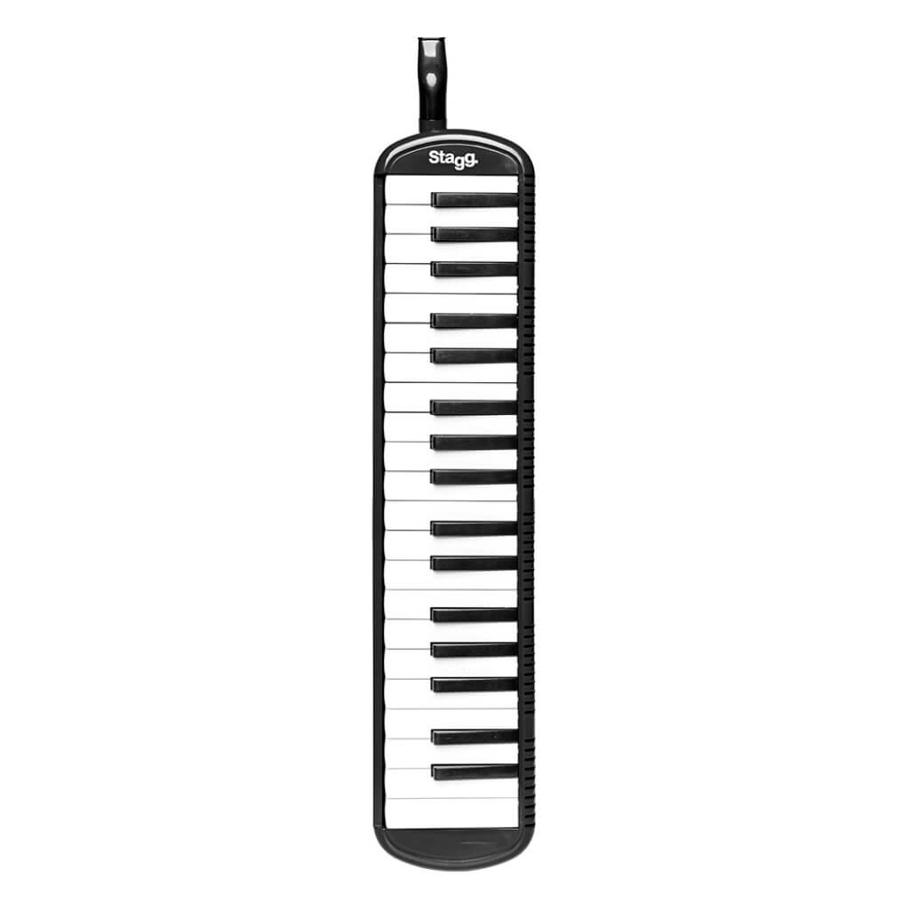 Stagg MELOSTA37 BLK - A black 37-key melodica with mouthpiece, flexible tube, and carry bag.